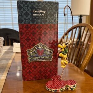 Walt Disney Showcase Collection Disney Traditions Jim Shore Enesco